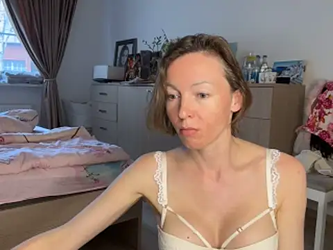 angelicfenix online show from April 5, 12:46 pm