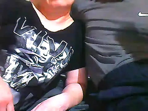 DiamondDaisy online show from March 1, 8:38 am