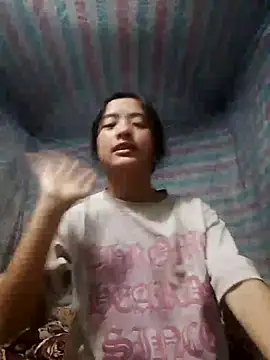 Lala-labu online show from April 21, 2:37 am