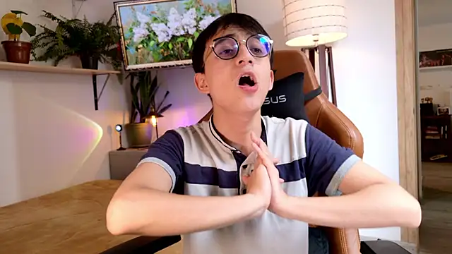 Sr evann online show from April 5, 2:47 pm