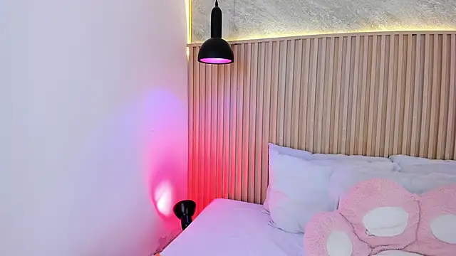 Profanared  online show from March 8, 2:43 pm