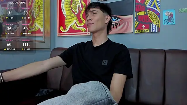 AronTawers online show from March 26, 7:19 pm