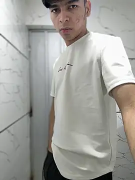 The Conquer online show from April 24, 8:11 pm