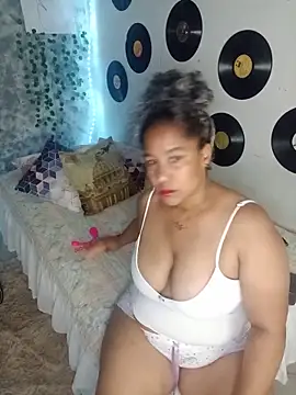 medusafox  online show from April 22, 4:48 am