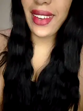 madleen Mm online show from April 14, 10:43 am