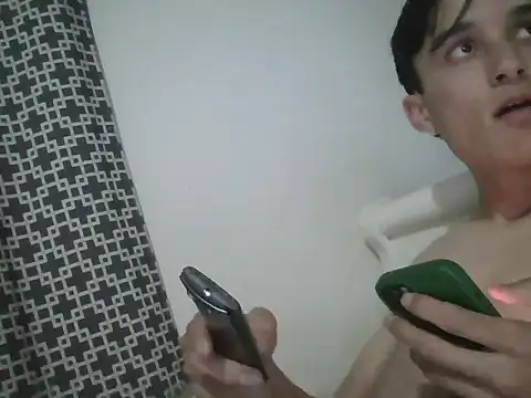 Snapshot of harfuch chatting on February 28, 8:15 am harfuch online show from February 28, 8:15 am