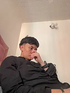 Tomnico 19 online show from March 1, 7:49 pm