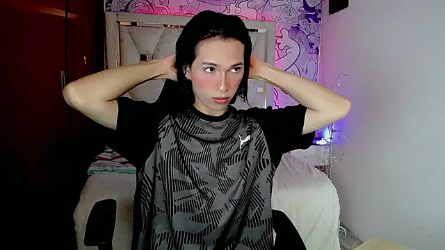 Larry craft online show from April 22, 8:43 pm