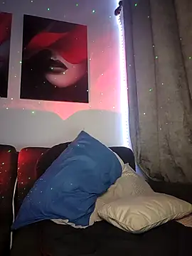 sashaaqueen online show from April 11, 3:55 am