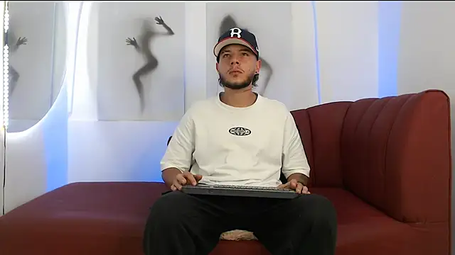 luxesmith online show from April 25, 12:13 am