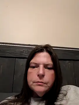 4dice06 online show from April 11, 7:45 am