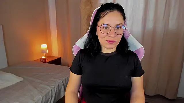 Dollhell online show from March 5, 11:06 am