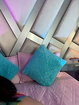 Ashleeyprincess01 online show from June 30, 1:12 pm