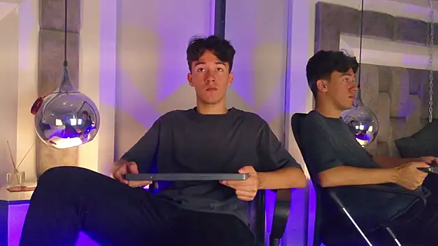 Austin Reedss online show from April 20, 2:42 pm