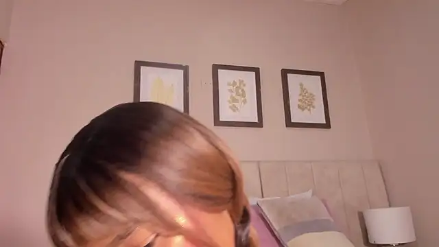 sheila x online show from March 21, 6:33 pm