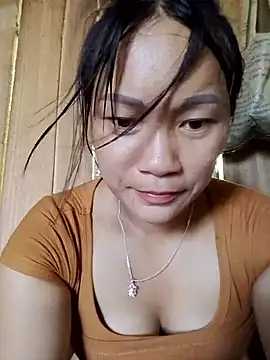 mami-rubi online show from May 26, 8:32 am
