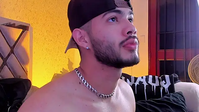 Vincentblack online show from April 18, 5:22 am