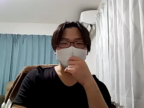 Snapshot of koarannkunn chatting on March 6, 2:46 pm koarannkunn online show from March 6, 2:46 pm