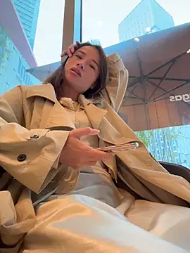 Mia-lp online show from April 12, 1:32 am