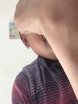 yaocaobi8 online show from April 15, 5:25 am