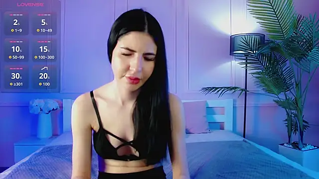 EmilyRamsey online show from April 17, 6:00 pm