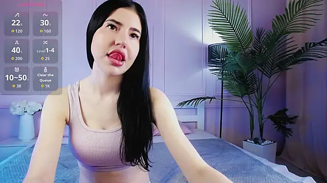 EmilyRamsey online show from April 28, 7:19 pm