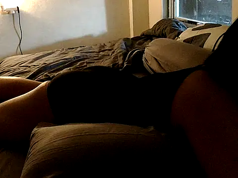 anya larass online show from March 10, 3:28 pm