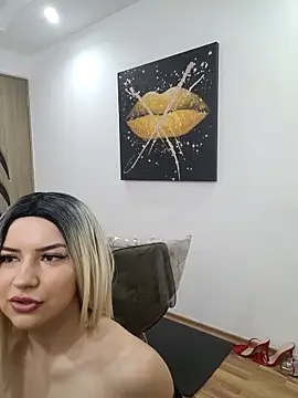 DaisyLuvsYou  online show from June 6, 5:12 am