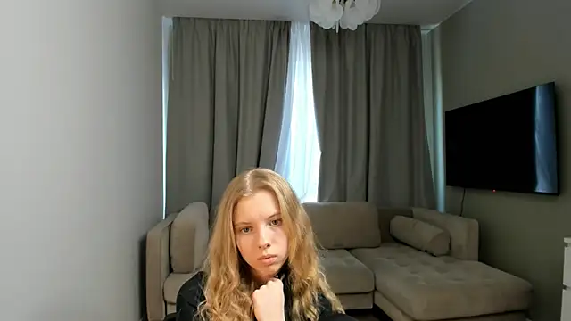 DebiHost online show from March 20, 12:43 pm