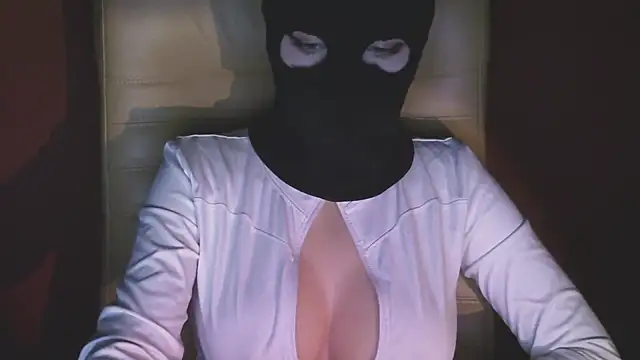 mi s t re  online show from March 5, 7:21 pm