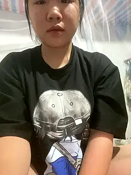 Snapshot of longnu99 chatting on March 9, 4:00 pm longnu99 online show from March 9, 4:00 pm