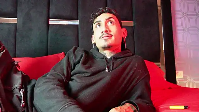 Dark Eros  online show from April 10, 3:45 am