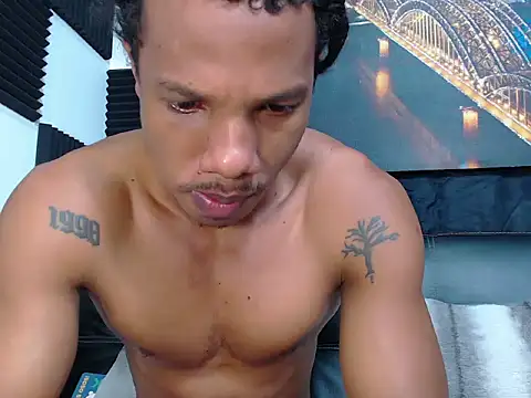 Snapshot of Josh_fit7 chatting on March 16, 1:15 pm Josh fit7 online show from March 16, 1:15 pm