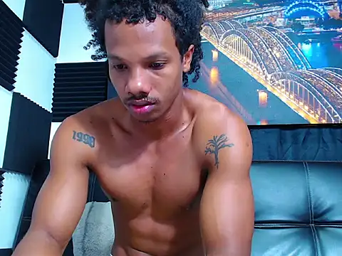 Snapshot of Josh_fit7 chatting on March 27, 1:22 pm Josh fit7 online show from March 27, 1:22 pm