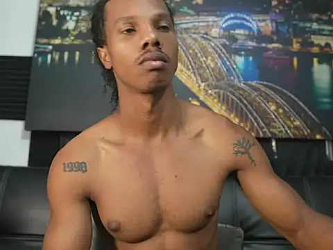 Snapshot of Josh_fit7 chatting on June 18, 3:16 pm Josh fit7 online show from June 18, 3:16 pm