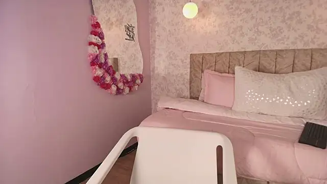 lovely julls online show from March 3, 2:45 pm