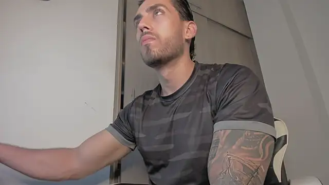 Axel  Blaze online show from March 13, 12:23 pm