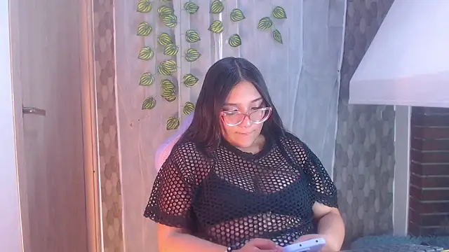 Snapshot of anyela_donecm chatting on May 8, 7:41 pm anyela donecm online show from May 8, 7:41 pm