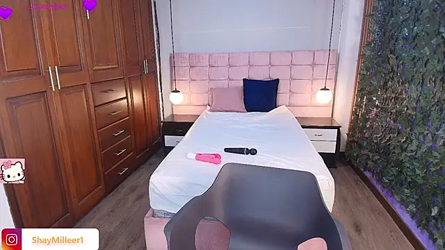 ShayMilleer online show from April 16, 11:55 am