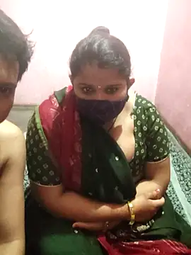 Snapshot of gujjuhotcouple chatting on March 9, 5:06 pm gujjuhotcouple online show from March 9, 5:06 pm