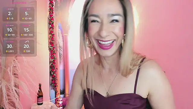 Madam Dalila online show from June 10, 1:32 pm