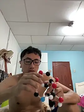 Gonzalogz online show from May 8, 7:30 pm