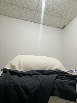 paula p07 online show from April 23, 10:03 am