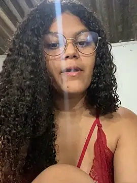 Snapshot of prettydall chatting on March 2, 3:30 pm prettydall online show from March 2, 3:30 pm