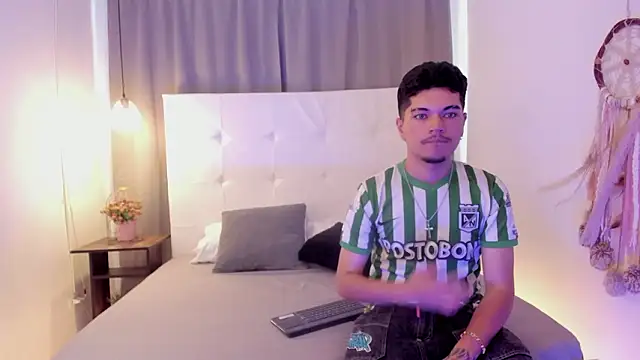 Jason 23   online show from March 17, 7:17 pm