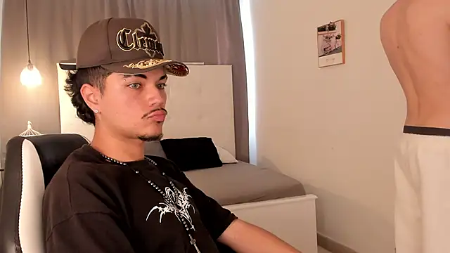 Jason 23   online show from April 22, 7:15 pm