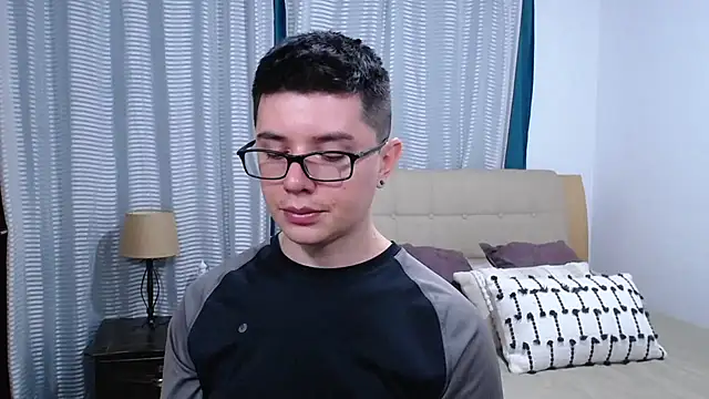 Snapshot of BlackFoXXX69 chatting on May 4, 9:55 pm BlackFoXXX69 online show from May 4, 9:55 pm