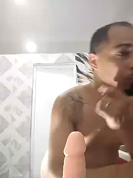 thewatcherxx02 online show from March 14, 4:18 am