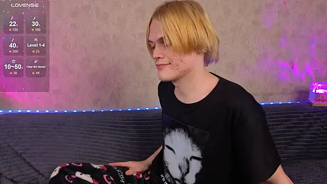 maximcumtasty online show from March 31, 9:48 pm