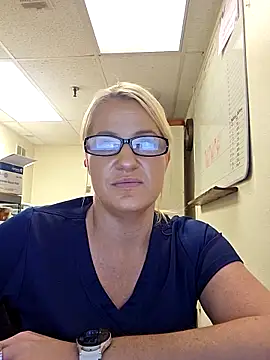 LadyB07 online show from May 7, 4:12 pm